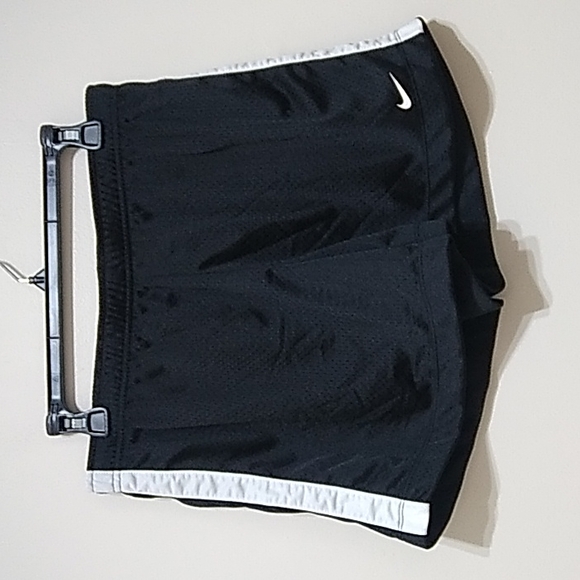 Nike Vintage Women's Mesh Shorts - Picture 1 of 4